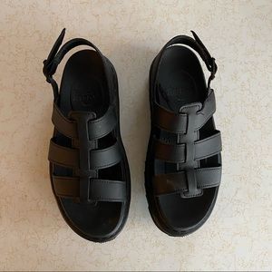 Dr martens Yelena sandals